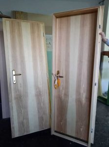Lesena vrata mizarstvo Zelenec